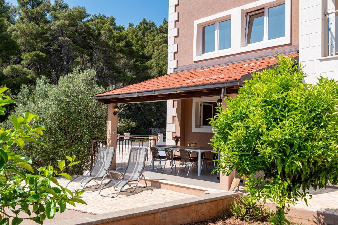 Villa Milina Korcula Вела-Лука Екстер'єр фото